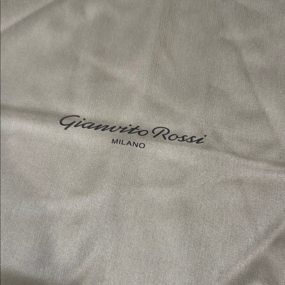 Large Gianvito Rossi Beige Shoe Dust Bag - Picture 2 of 3